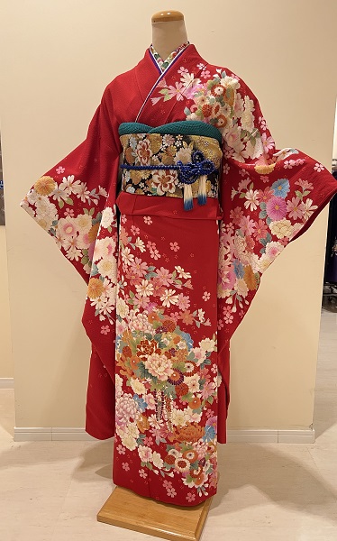 赤振袖
華やか