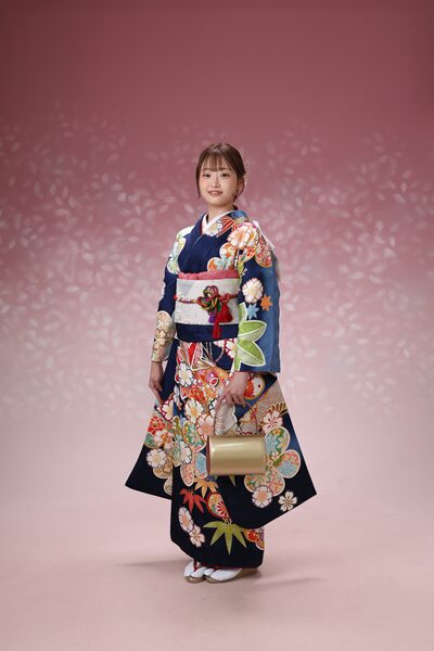 紺色振袖