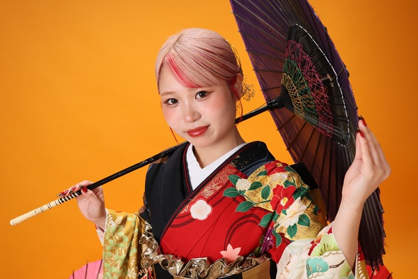 成人式前撮り 個性的コーデ